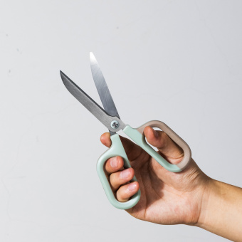 Ножницы Deli ENS055-GN Nusign офисные 180мм титановое покрытие сталь зеленый - купить недорого с доставкой в интернет-магазине