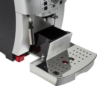 Кофемашина Delonghi Magnifica ECAM22.110.SB 1450Вт серебристый - купить недорого с доставкой в интернет-магазине