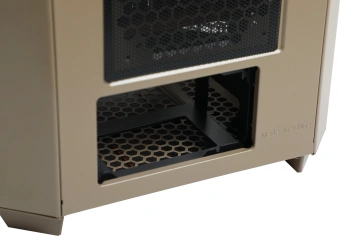 Корпус Thermaltake The Tower 300 Gravel Send коричневый без БП mATX 8x120mm 6x140mm 2xUSB3.0 audio bott PSU - купить недорого с доставкой в интернет-магазине