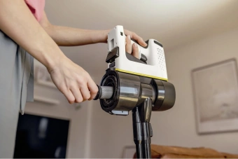 Пылесос ручной Karcher VC 4 Cordless myHome Car 140Вт белый/черный - купить недорого с доставкой в интернет-магазине