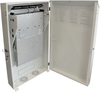 Шкаф коммутационный Lanmaster (TWT-CBVRT-5U-6X7-GY) настенный 5U 650x250мм пер.дв.металл направл.под винты 68кг серый 741мм - купить недорого с доставкой в интернет-магазине