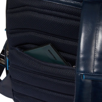 Рюкзак мужской Piquadro Blue Square CA6592B2BM/BLU2 темно-синий натур.кожа - купить недорого с доставкой в интернет-магазине