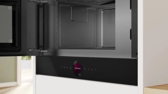 Микроволновая печь Bosch BFL9221B1 21л. 900Вт черный (встраиваемая) - купить недорого с доставкой в интернет-магазине