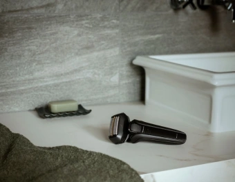 Бритва сетчатая Panasonic ES-LV6U реж.эл.:5 питан.:аккум. черный - купить недорого с доставкой в интернет-магазине