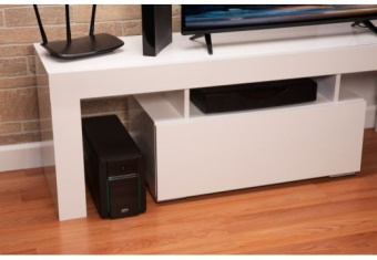 Источник бесперебойного питания APC Easy-UPS BVX2200LI-GR 1200Вт 2200ВА черный - купить недорого с доставкой в интернет-магазине