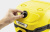 Строительный пылесос Karcher WD 2 Plus S V-15/4/18 1000Вт (уборка: сухая/сбор воды) желтый - купить недорого с доставкой в интернет-магазине
