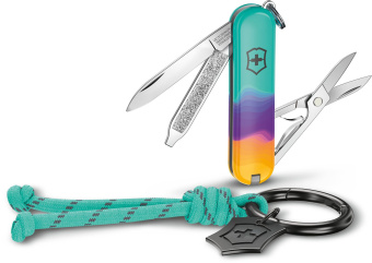 Нож перочинный Victorinox Classic SD Sydney Style (0.6223.E222) 58мм 7функц. бирюзовый подар.коробка - купить недорого с доставкой в интернет-магазине