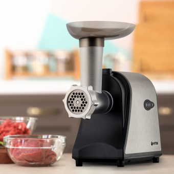 Мясорубка Vitek VT-3636 1700Вт серебристый - купить недорого с доставкой в интернет-магазине