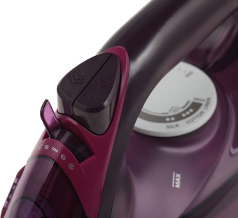 Утюг Philips DST3041/30 2600Вт пурпурный - купить недорого с доставкой в интернет-магазине
