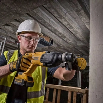 Перфоратор DeWalt DCH133M1-QW патрон:SDS-plus уд.:2.6Дж 18Вт аккум. (кейс в комплекте) - купить недорого с доставкой в интернет-магазине
