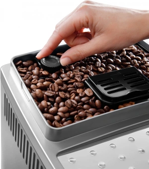 Кофемашина Delonghi Magnifica S ECAM22.110.SB 1450Вт серебристый - купить недорого с доставкой в интернет-магазине