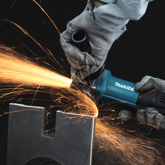 Углошлифовальная машина Makita 9558HPG 840Вт 12000об/мин рез.шпин.:M14 d=125мм - купить недорого с доставкой в интернет-магазине