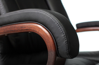 Кресло руководителя Бюрократ T-9925WALNUT черный кожа/иск.кожза крестов. металл/дерево - купить недорого с доставкой в интернет-магазине
