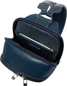 Рюкзак слинг мужской Piquadro Victor CA7174W143/BLU синий натур.кожа - купить недорого с доставкой в интернет-магазине
