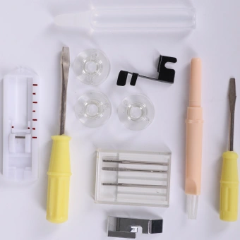 Швейная машина Comfort 32 белый - купить недорого с доставкой в интернет-магазине