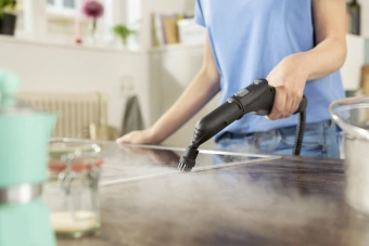 Пароочиститель напольный Karcher EasyFix SC 3 Deluxe 1900Вт белый - купить недорого с доставкой в интернет-магазине