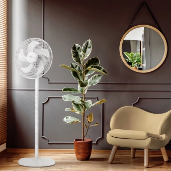 Вентилятор напольный Electrolux EFF-1005 45Вт скоростей:3 белый - купить недорого с доставкой в интернет-магазине