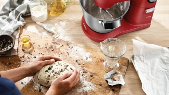 Кухонная машина Bosch MUM9A66R00 планетар.вращ. 1600Вт красный - купить недорого с доставкой в интернет-магазине