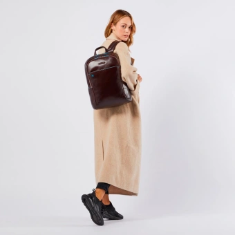 Рюкзак Piquadro Blue Square CA4762B2/MO коричневый кожа - купить недорого с доставкой в интернет-магазине