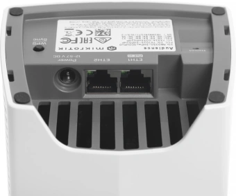 Точка доступа MikroTik Audience (RBD25G-5HPACQD2HPND) AC2900 10/100/1000BASE-TX белый - купить недорого с доставкой в интернет-магазине
