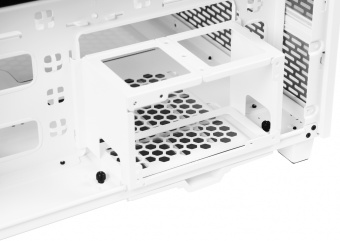 Корпус Thermaltake The Tower 500 белый без БП E-ATX 9x120mm 3x140mm 4xUSB3.0 audio bott PSU - купить недорого с доставкой в интернет-магазине