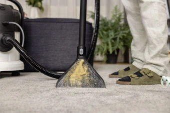 Пылесос моющий Karcher SE 4 Plus 1000Вт белый/черный - купить недорого с доставкой в интернет-магазине