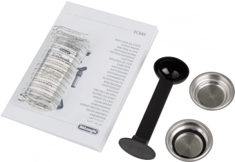 Кофеварка рожковая Delonghi EC685.R 1350Вт красный - купить недорого с доставкой в интернет-магазине