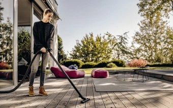 Строительный пылесос Karcher WD 4 S V-20/5/22 1000Вт (уборка: сухая/сбор воды) желтый - купить недорого с доставкой в интернет-магазине