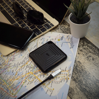 Накопитель SSD Silicon Power USB-C 2TB SP020TBPSDPC60CK PC60 1.8" черный - купить недорого с доставкой в интернет-магазине