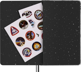 Набор Moleskine Limited Edition NASA-inspired блокнот/4 карандаша/ 2 шильда/подар.коробка Large линейка серебристый - купить недорого с доставкой в интернет-магазине