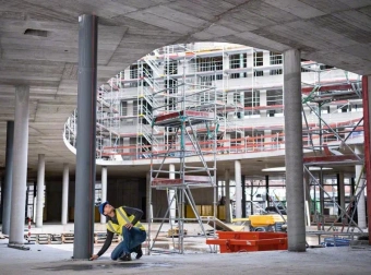 Лазерный дальномер Bosch GLM 50-27 C 2кл.лаз. 635нм цв.луч. красный в кейсе (0601072T00) - купить недорого с доставкой в интернет-магазине