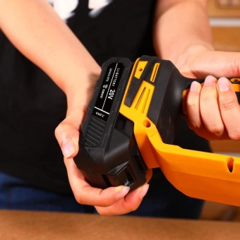 Батарея аккумуляторная Deko UNV3.0 STD 20В 3Ач Li-Ion (063-4493) - купить недорого с доставкой в интернет-магазине