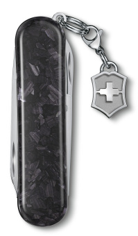 Нож перочинный Victorinox Classic Brilliant Carbon (0.6221.90) 58мм 5функц. черный/серебристый подар.коробка - купить недорого с доставкой в интернет-магазине