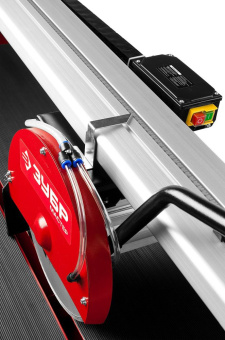 Плиткорез электрический Зубр ЭП-300-1500C 1500Вт красный/черный - купить недорого с доставкой в интернет-магазине