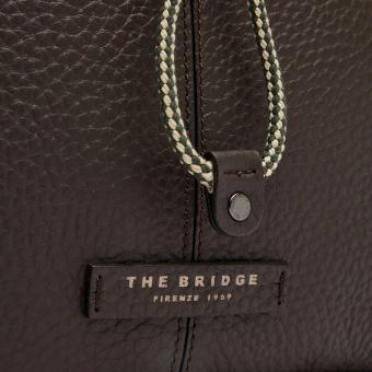 Рюкзак мужской The Bridge Manfredi 064736QQ/01Y темно-коричневый натур.кожа - купить недорого с доставкой в интернет-магазине