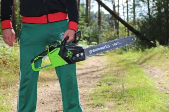 Цепная пила Greenworks GD40CS18 аккум. 1800Вт 2.4л.с. дл.шины:16" (40cm) 1аккум. 8Ач ЗУ (2005807UH) - купить недорого с доставкой в интернет-магазине