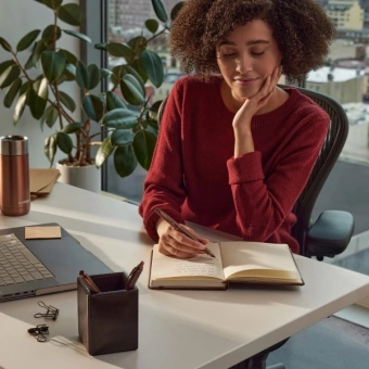 Ручка перьев. Parker IM Monochrome F328 (2190511) Burgundy PVD F сталь нержавеющая подар.кор. - купить недорого с доставкой в интернет-магазине