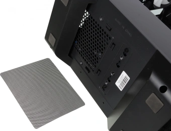 Корпус Aerocool Aero One Frost-G-BK-v1 черный без БП ATX 4x120mm 2x140mm 2xUSB3.0 audio bott PSU - купить недорого с доставкой в интернет-магазине