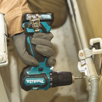 Дрель-шуруповерт Makita DF332DWAE аккум. патрон:быстрозажимной (кейс в комплекте) - купить недорого с доставкой в интернет-магазине