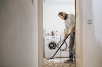 Строительный пылесос Karcher WD 5 V-25/5/22 1100Вт (уборка: сухая/влажная/выдув/сбор воды) желтый - купить недорого с доставкой в интернет-магазине