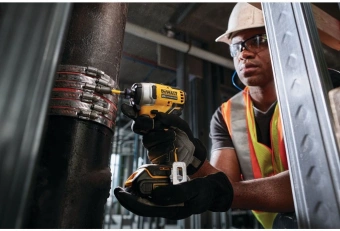 Шуруповерт DeWalt DCF809D2T-QW аккум. патрон:шестигр.1/4" (кейс в комплекте) - купить недорого с доставкой в интернет-магазине
