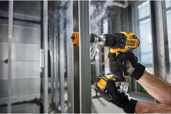 Дрель-шуруповерт DeWalt DCD708D2T-QW 340Вт аккум. патрон:быстрозажимной (кейс в комплекте) - купить недорого с доставкой в интернет-магазине