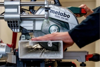 Торцовочная пила Metabo KGSV 254 MC 1800Вт 4500об/мин d=254мм - купить недорого с доставкой в интернет-магазине