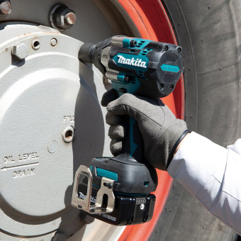 Гайковерт Makita DTW700Z аккум. патрон:квад.1/2" - купить недорого с доставкой в интернет-магазине