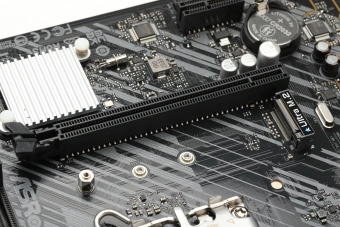 Материнская плата Asrock H610M-H2/M.2 D5 Soc-1700 Intel H610 2xDDR5 mATX AC`97 8ch(7.1) GbLAN+HDMI - купить недорого с доставкой в интернет-магазине