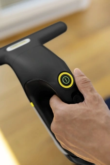 Мойщик окон Karcher WV 2 Universal Precision шир.скреб.:280мм пит.:от аккум. черный/желтый - купить недорого с доставкой в интернет-магазине