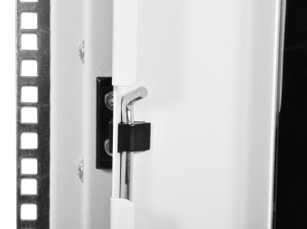 Шкаф коммутационный ЦМО (ШТК-М-42.6.8-1ААА-9005) напольный 42U 600x800мм пер.дв.стекл задн.дв.стал.лист 2 бок.пан. 550кг черный - купить недорого с доставкой в интернет-магазине