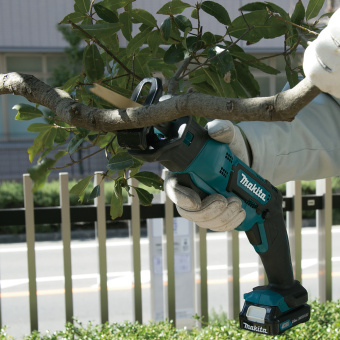 Сабельная пила Makita JR105DWAE аккум. 3300ход/мин ДА - купить недорого с доставкой в интернет-магазине