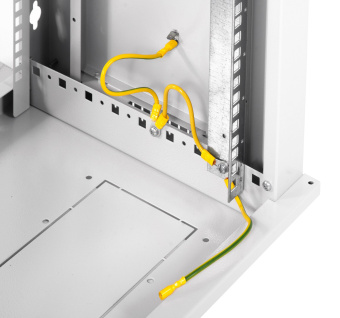 Шкаф коммутационный ЦМО ШРН-Эконом (ШРН-Э-6.650.1) настенный 6U 600x650мм пер.дв.металл 65кг серый 600мм 16.2кг 180град. 342мм IP20 металл - купить недорого с доставкой в интернет-магазине