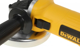 Углошлифовальная машина DeWalt DWE4057 800Вт 11800об/мин рез.шпин.:M14 d=125мм (DWE4057-QS) - купить недорого с доставкой в интернет-магазине